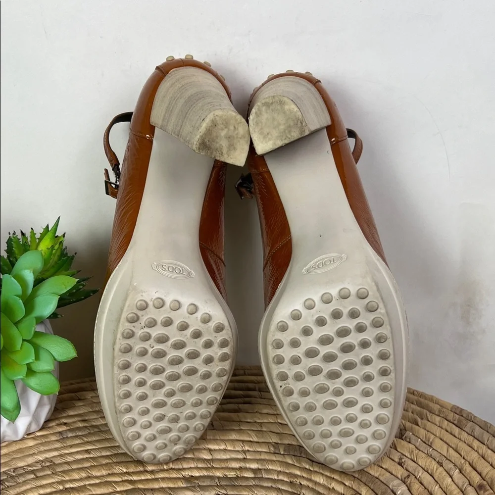 TOD’S Tan Women's Heels - Picture 9 of 9